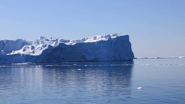 Icebergs in Greenland, Sailing between the Giants HD смотреть онлайн