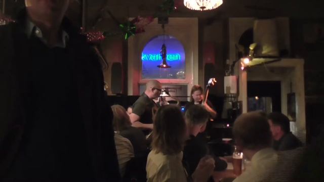 "THE SWENOR COLLECTIVE", "FOOTPRINTS". смотреть онлайн