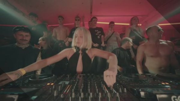 Бешеный Техно в стиле Рейв. Вечеринка ЭТМ - Электронная - Клубная- Танцевальная Музыка. Ритм & Бит