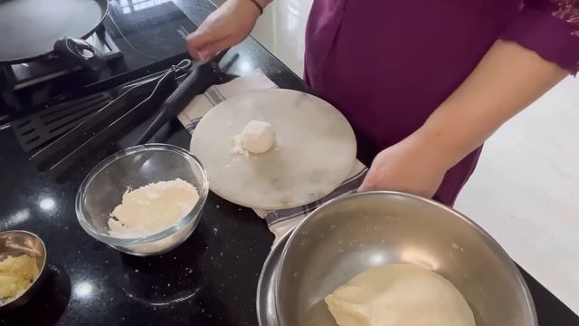 Вкуснее я не ела/лепешки с чесночком/без дрожжей и соды#Naanrecipe#рецепты#хлеб#вкусно смотреть онлайн