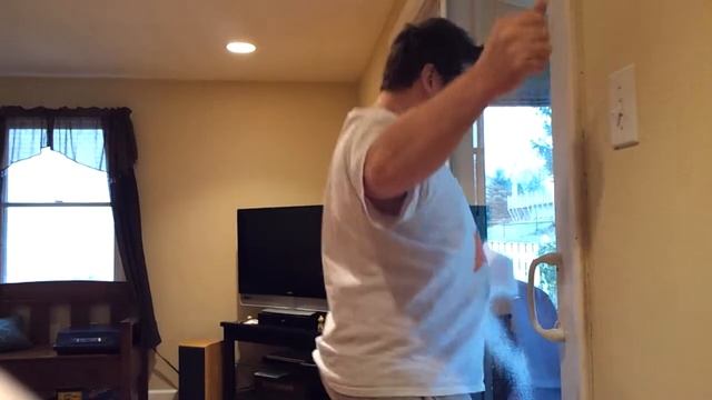 How Fat People Wash Windows смотреть онлайн