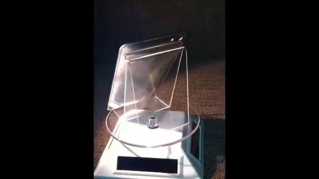 iPhone грани которого инкрустированы фианитами смотреть онлайн