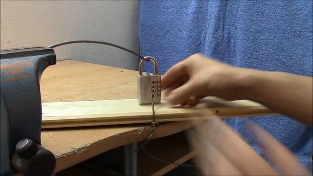 (picking 463) FUN: Decoding my easiest lock - a Master 4 wheel combination padlock visually opened смотреть онлайн