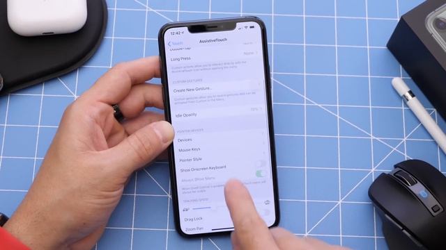 iOS 13 Feature You NEVER Heard about - Hot Corners смотреть онлайн
