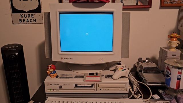 Windows NT 4.0 on a Packard Bell #Packvember смотреть онлайн