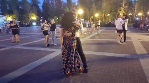 Выдумать.......