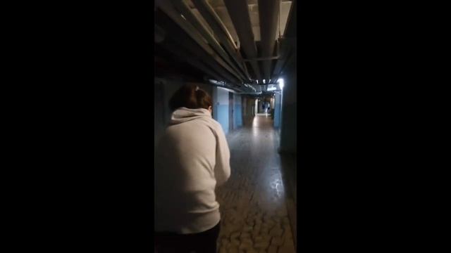 "Катакомбы" больницы. Подвальный этаж. Просто Гулять больше негде было. Февраль 2023. Уфа. смотреть онлайн