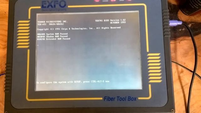 Old Exfo OTDR Boot Up смотреть онлайн