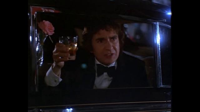 Arthur (1981) - Opening Credits/Arthur's Theme - Dudley Moore Christopher Cross смотреть онлайн