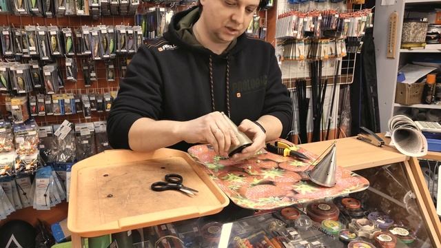 Фокус-покус - доработка зимних кормушек, как кормить, а не терять, железо или пластик, ловкость рук смотреть онлайн