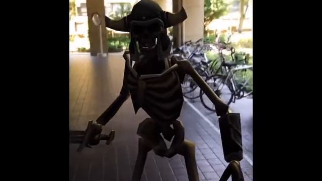 IOs app development : ARKit Demo Tracking Monster смотреть онлайн