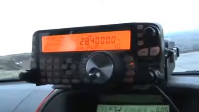 Yaesu 817 Leaves Kenwood 480 SAT Standing As It Works Russia With Ease Clever Git ! смотреть онлайн