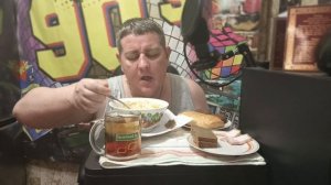 МУКБАНГ❗ОБЕД В РОССИИВКУСНЫЙ БОРЩ, ГРУДИНКА❗МОЛОЧНОЕ СУФЛЕ В ШОКОЛАДЕ. Десерт