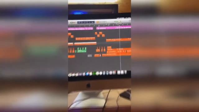 AUGUST & KOUT — Snippet 18/12/2020 смотреть онлайн