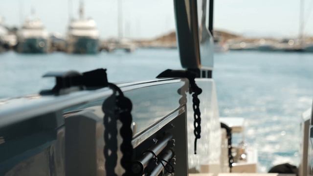 NEW WORLD PREMIERE Bluegame BG54 motor yacht for sale | Motor yacht walkthrough - Lengers Yachts смотреть онлайн