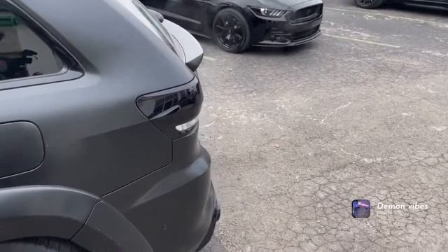 Pick up my 1000HP wide body track hawk and it looks amazing смотреть онлайн