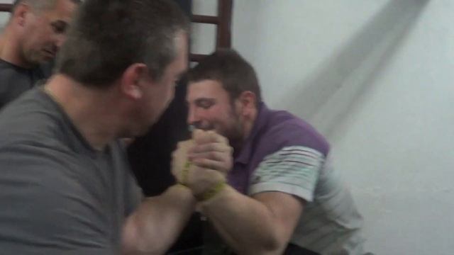 STOYAN GOLEMANOV VS DETELIN YONCHEV (OLD FOOTAGE) смотреть онлайн