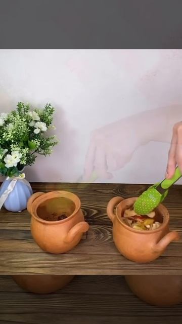 Жаркое в горшочках.