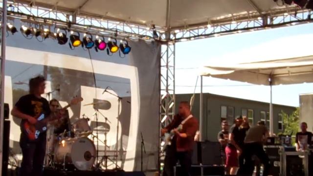 Pissed Jeans - live at Sub Pop Silver Jubilee, 7/13/2013 (1 of 2) смотреть онлайн