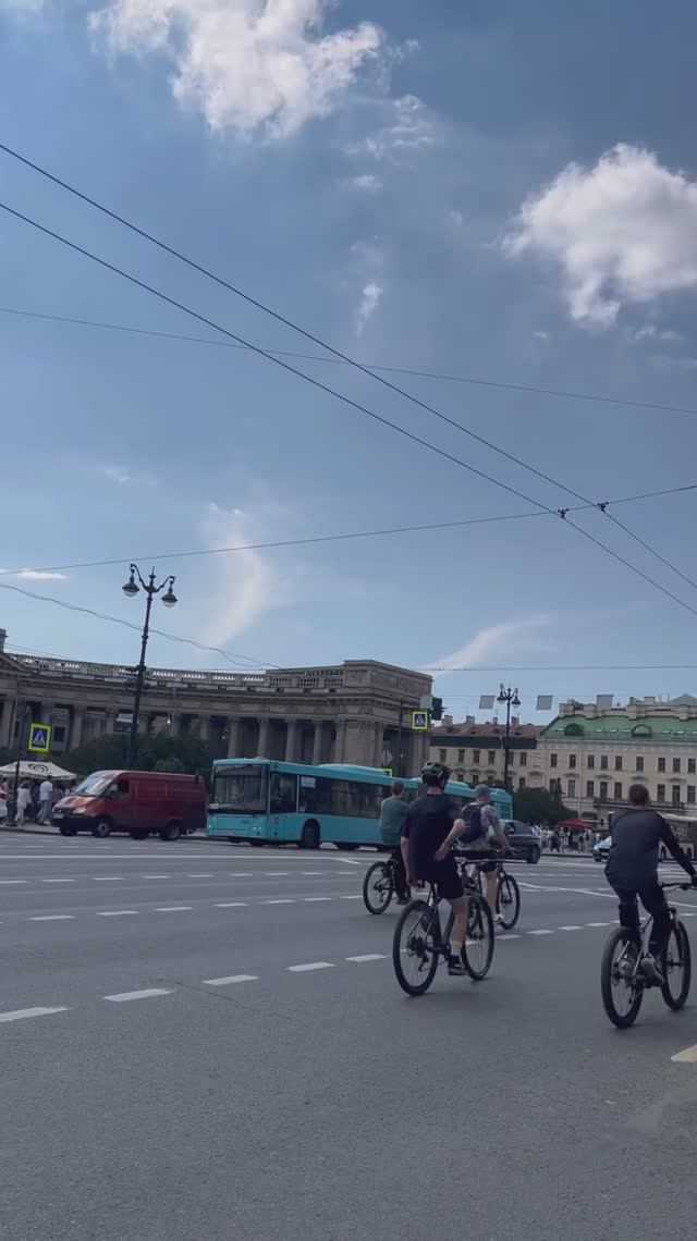 Санкт-Петербург прогулка 2024 август смотреть онлайн