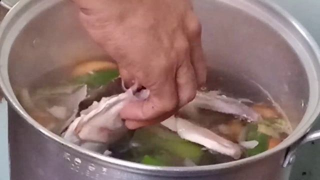 SInigang na Bangus /swak sa pananghalian //SOFIA MARIE VLOG смотреть онлайн