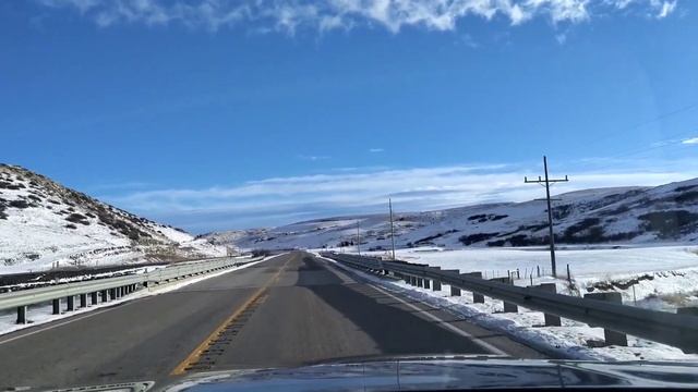 Еду и болтаю. Интересно ваше мнение. смотреть онлайн