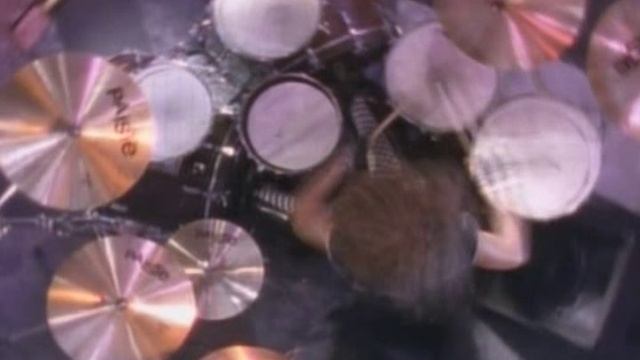 Bonfire - Hard On Me. 1989. смотреть онлайн