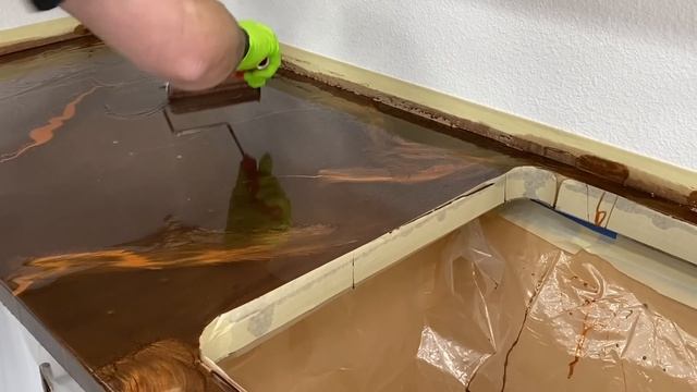3 Different Techniques Done On This Kitchen | Metallic Epoxy Countertop |Simple DIY For Your Counte смотреть онлайн