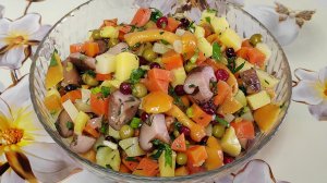 Салат ТАЁЖНЫЙ с грибами и картошкой  вас точно удивит своим вкусом.