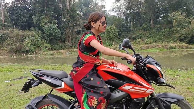 Revving Pulsar NS Bike || NS Bike Rider Girl || Rider Devika