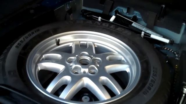 How to remove the spare wheel on a Range Rover L322 смотреть онлайн