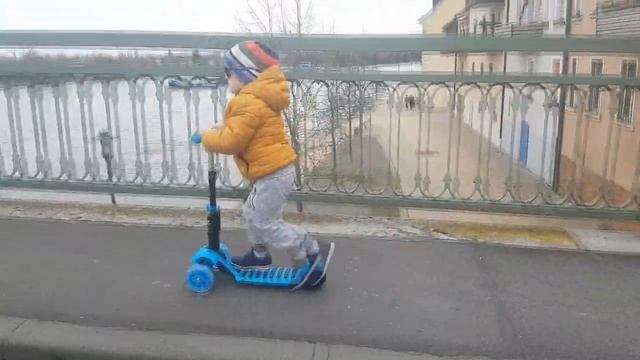 INTRO MARTIN VLOG смотреть онлайн