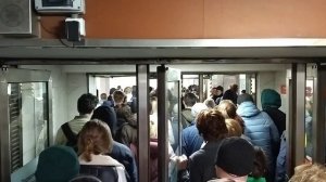 Коллапс на входе на ст. метро "Первомайская" 02.04.2025