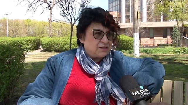 У Сквері миру з Олександром Федоренко. Маргарита Кременчуцька. смотреть онлайн