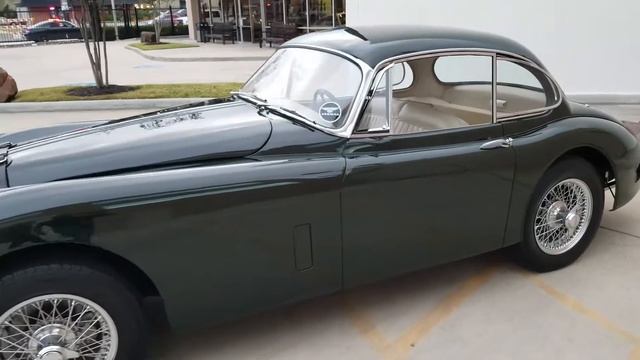 1961 Jaguar XK150 FHC смотреть онлайн