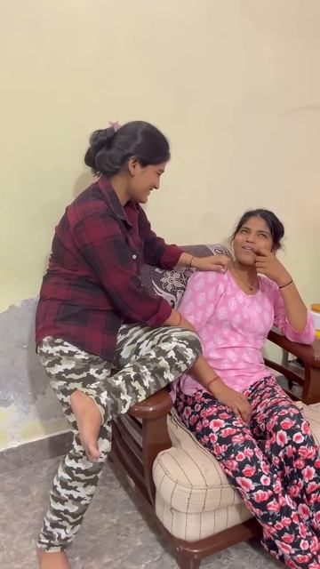 Aaj to bhaiya se party Leli 😍 #vlog - 14 #minivlog #trending #ashortaday смотреть онлайн