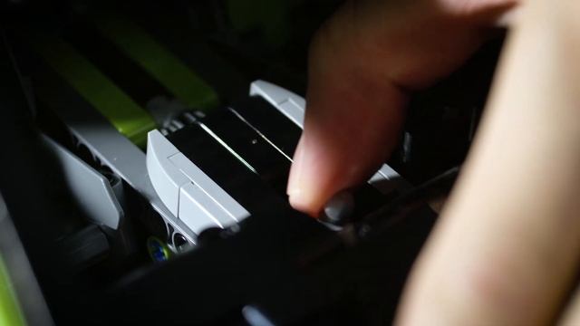 LEGO Technic 42115 Lamborghini Sián FKP 37 - Promotional Video смотреть онлайн