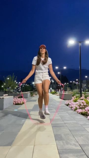 #скакалка #спорт #фитнес #танцысоскакалкой #танцынаскакалке #скиппинг смотреть онлайн