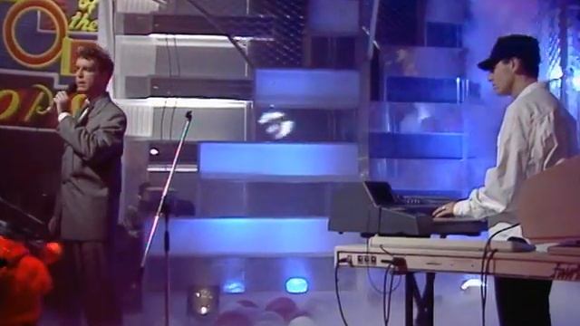 Pet Shop Boys - It's a Sin on Top of the Pops 25/12/1987 смотреть онлайн