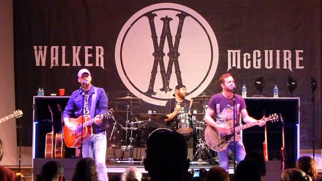 Walker-McGuire Cover of Tom Petty's Mary Jane's Last Dance смотреть онлайн