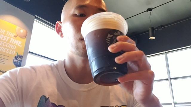 Nitro Cold Brew in Motion! смотреть онлайн
