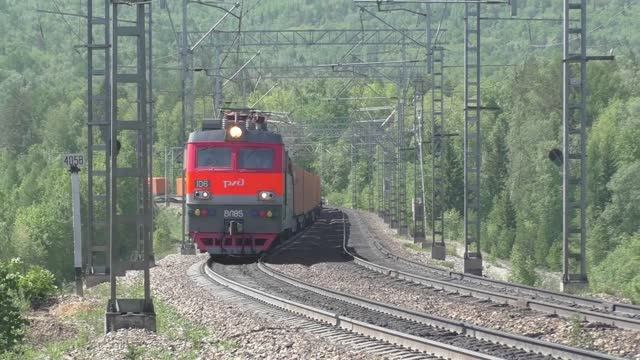 ЖД: свистки, гудки электровозов и тепловозов на Транссибе | Железная дорога смотреть онлайн