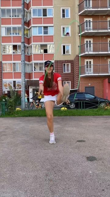 #скакалка #skiprope #cardioexercise #sports #cardioworkout #skipping #tricks #jumprope #stunt смотреть онлайн