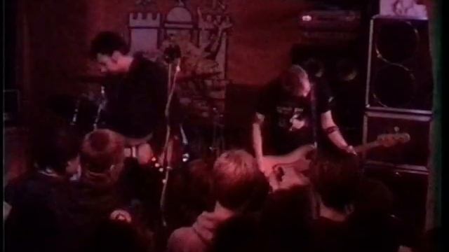 Jawbreaker live Störtebeker, Hamburg,14.10.1992 - 03 - The Boat Dreams From The Hill смотреть онлайн