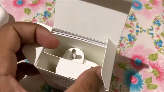 Apple iPhone 12 v fast charging adapter Unboxing смотреть онлайн