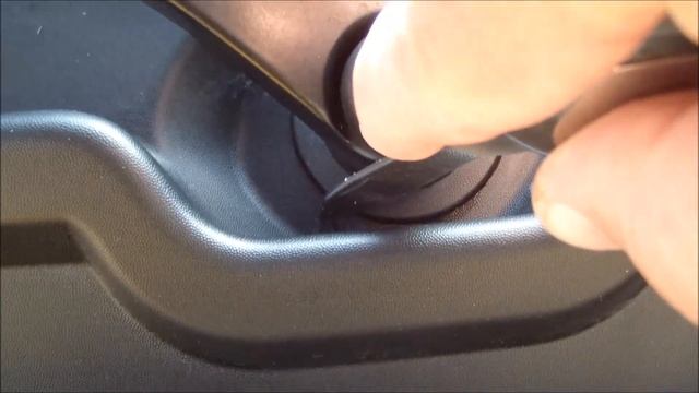 Лада X RAY - Дренажное отверстие жабо смотреть онлайн