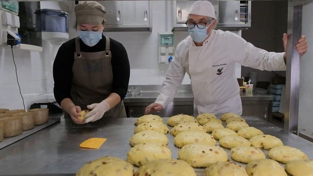 I Panettoni artigianali ripieni della Gelateria Timballo смотреть онлайн
