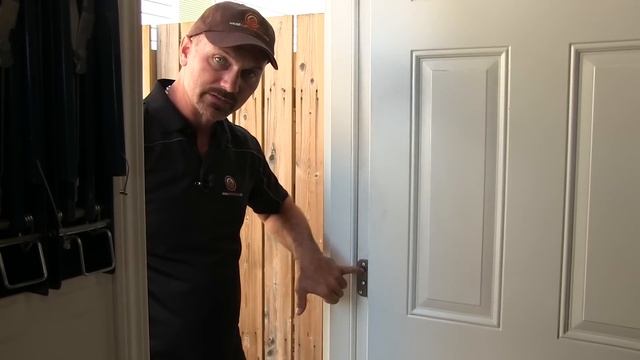 How To Adjust A Door Hinge смотреть онлайн