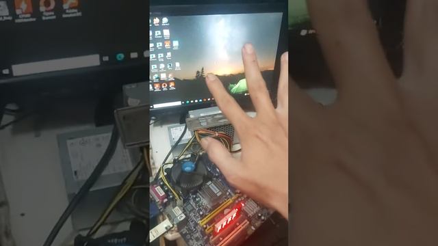 Motherboard Lawas DDR2 chipset 945 Foxconn 45cmx di tahun 2024 masih lancar dan awet test windows 1 смотреть онлайн