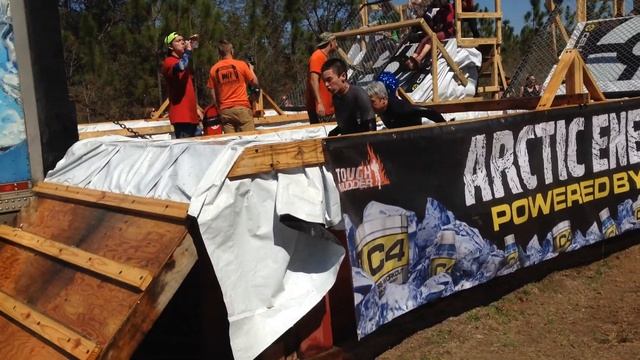 Tough Mudder Arctic Enema смотреть онлайн